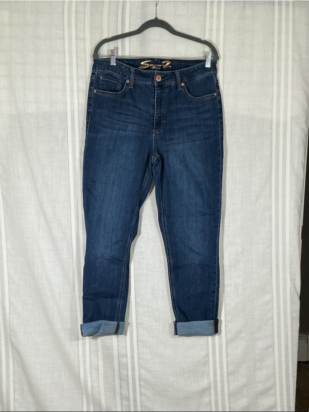Seven7 Boyfriend Jeans Size 10 Dark Wash Cuffed Hem Relaxed Fit Denim